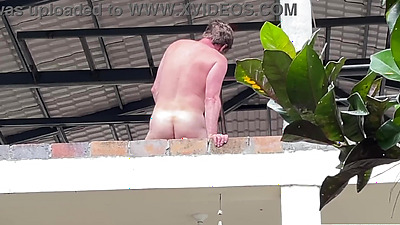 Real Exhibitionist Couple Fucking in Villa Balcony