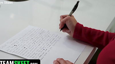 Santa Is On The Prowl For Pussy