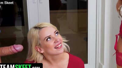 Santa Is On The Prowl For Pussy