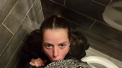 Sweetie, I want my dessert! - Public Sex - KLX