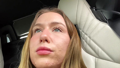 Public Pumped Pussy Playing Teen In BMW