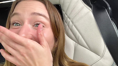 Public Pumped Pussy Playing Teen In BMW