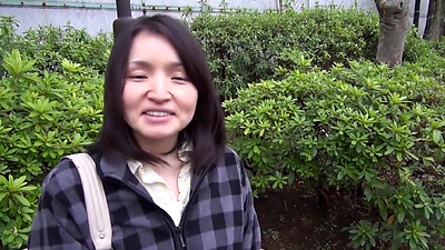 Transforming Frumpy Japanese Housewife Into Beautiful Sex Swan
