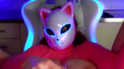 GAMER CHICK just couldn´t resist anymore after playing HENTAI GAMES all day | LilyKoti