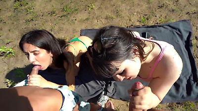 Casual 4some sex outdoors with two big-arse brunettes