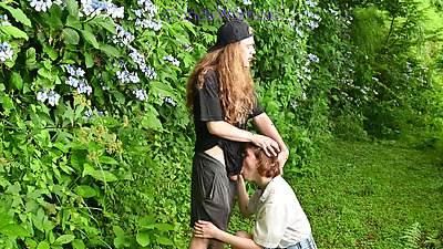 village chick fucked in hydrangea gardens