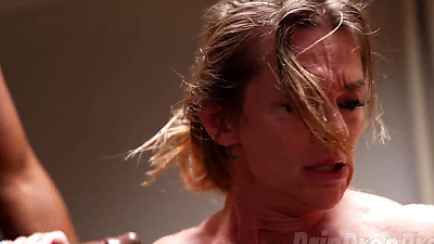 DRIPDROP Simone Steele is a MILF Muscle Mommy That Loves Being a BBC Gangbang Whore!!