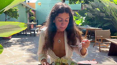 I asked a friend to cum on my face in a cafe so I could eat food with sperm - Public Cumwalk