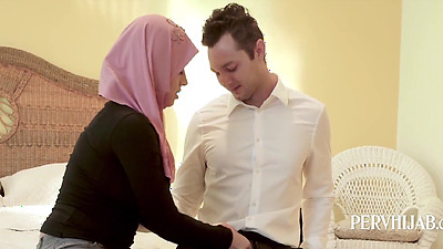 Virgin Busty Muslim 18yo Gets Used By Her American Step Dad