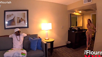 Trailer Katrina Marie not getting enough attention from boyfriend