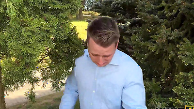 HUNT4K. He Does Not Matter