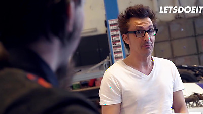 Big Tits Brunette Wild Vicky Fucks Big Penis Boss In Office - LETSDOEIT