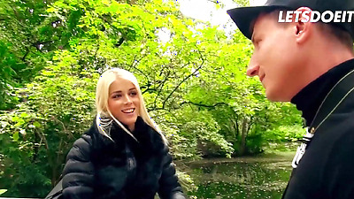 Sweet Cat Cannot Wait To Ride In Our Bus - LETSDOEIT