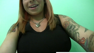 Sexy Scarlett Pain plays with her camera