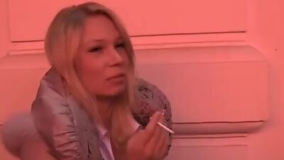 Public fuck with a gorgeous blonde