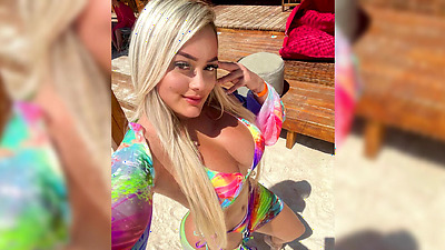 Punheta para Carlin Angely Angulo Gil 3