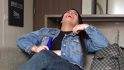 Hot BBW Latina gets down on big dick gonzo producer sex trap casting