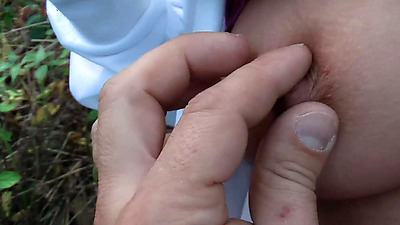 GORGEOUS YOUNG BLONDE BLOWS BUBBLE GUM AND SWALLOWS CUM FROM STRANGER IN THE PARK