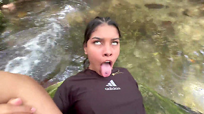 I masturbate while an unknown Latina babe watches me and I end up fucking her very hard until she squirts big