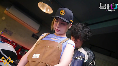 Customer fuck cute asian chick who works at the bike shop- Psychoporn