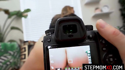 Big butt stepmom Jasmine Daze gets fucked in the butt by her big dick stepson