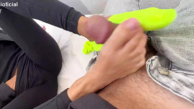 HOW TO OFFER SEX TO A BABE WHEN SHE STICKS IN IPHONE?