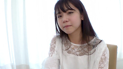 An erotic hottie with a short, slim body and plump beautiful breasts! Intense orgasm that bugs even the pussy! Special thick bukkake & creampie 3 consecutive shots! ! Part1