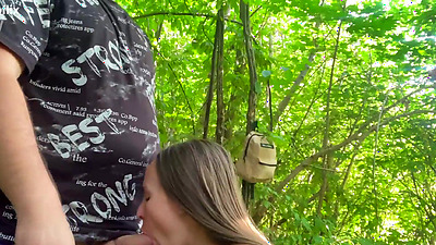 Amateur Slim Teen Gives Blowjob And Fucked In The Woods