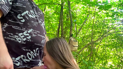 Amateur Slim Teen Gives Blowjob And Fucked In The Woods