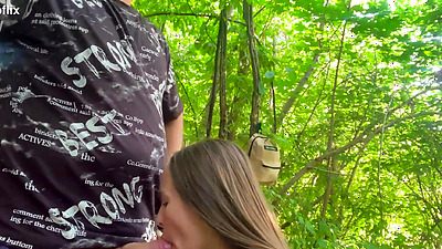 Amateur Slim Teen Gives Blowjob And Fucked In The Woods