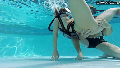 Minnie Manga being fucked in the pool