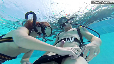 Minnie Manga being fucked in the pool