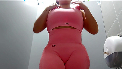 Pervert puts amateur camera to record in the gym bathroom (camera catches)