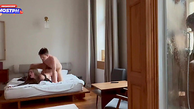 She didn't Mind to Join them! - Amateur Group Fuck