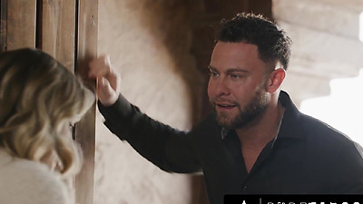 PURE TABOO Anonymous Kidney Donor Seth Gamble Wants Anna Claire Clouds To PROPERLY Thank Him