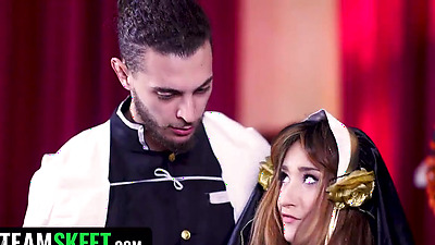 Hottest Halloween Ever! I Fucked My Little Step-Sister’s Virgin Pussy To Break the Curse! - MYLF