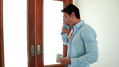 Tasha Reign Fucking In The Living Room With Her Blue Eyes - Juliana Grandi