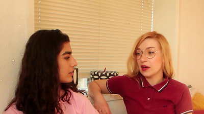 Ersties - Luna & Natalia Shoot Their First Lesbian Video Together