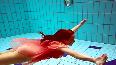 Polish hot shaped Deniska swimming nude