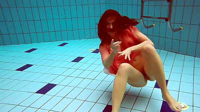 Polish hot shaped Deniska swimming nude