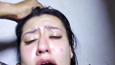 NINFOMANIACA DANDO O CÚ NO PORÃO