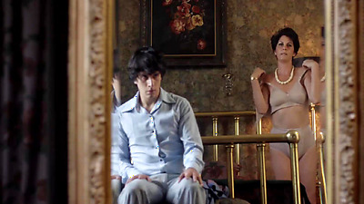 Cougar milf is extremely horny and waiting for this opportunity to take advantage of it