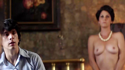 Cougar milf is extremely horny and waiting for this opportunity to take advantage of it