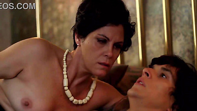 Cougar milf is extremely horny and waiting for this opportunity to take advantage of it