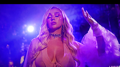 Kendra Sunderland In Nightshade - Seth Gamble