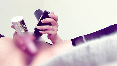 [変態主婦]楽しそうな不倫オナ電　パンチラ　ミニスカ