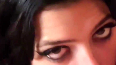 I painted her lips , took it off with my dick and finished it inside her throat