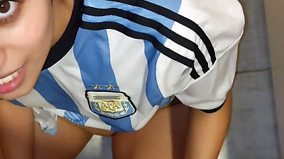 Argentina Campeon de America - Hincha se Coje a Fan Culona - CUM IN FACE