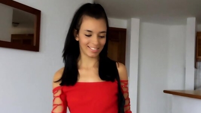 Big Booty Latina Teen Fucking On First Date