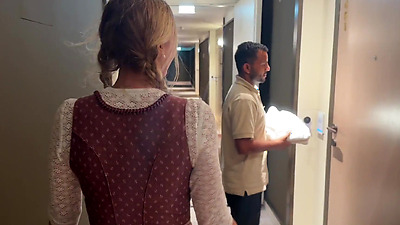 Fucking a Stranger I met at Oktoberfest - Hannah Louu